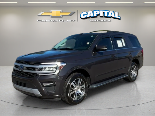 Used 2022 Ford Expedition XLT RWD image 1