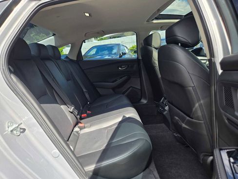 Used 2024 Honda Accord Touring image 12