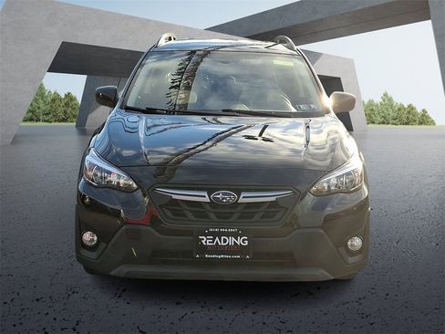 Used 2023 Subaru Crosstrek 2.0i Premium image 2