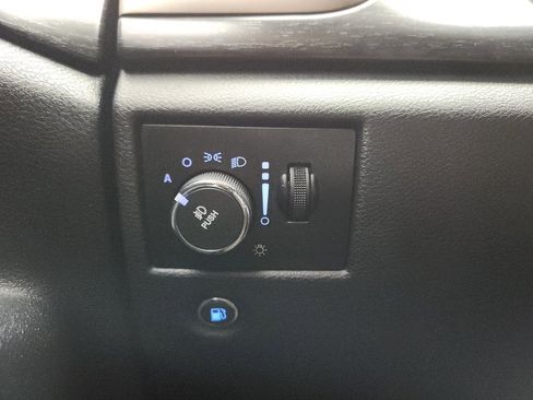 Used 2014 Jeep Grand Cherokee Laredo w/ Security & Convenience Group image 10