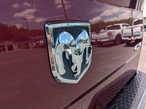 Used 2019 RAM 1500 Lone Star AWD/4WD image 26