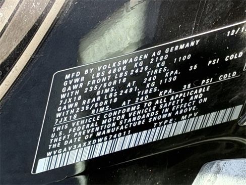 Used 2013 Volkswagen Tiguan S image 24