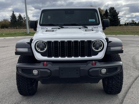 Used 2024 Jeep Wrangler Unlimited Rubicon w/ Convenience Group image 29