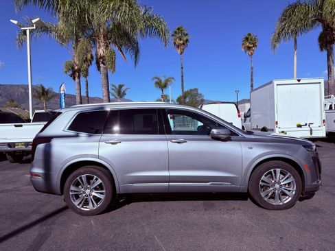 Used 2024 Cadillac XT6 Premium Luxury image 9