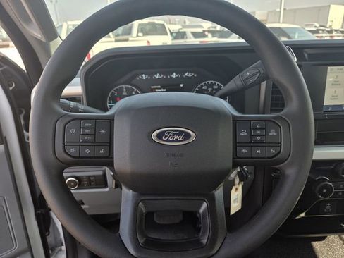 New 2026 Ford F350 XL w/ XL Chrome Package RWD image 19