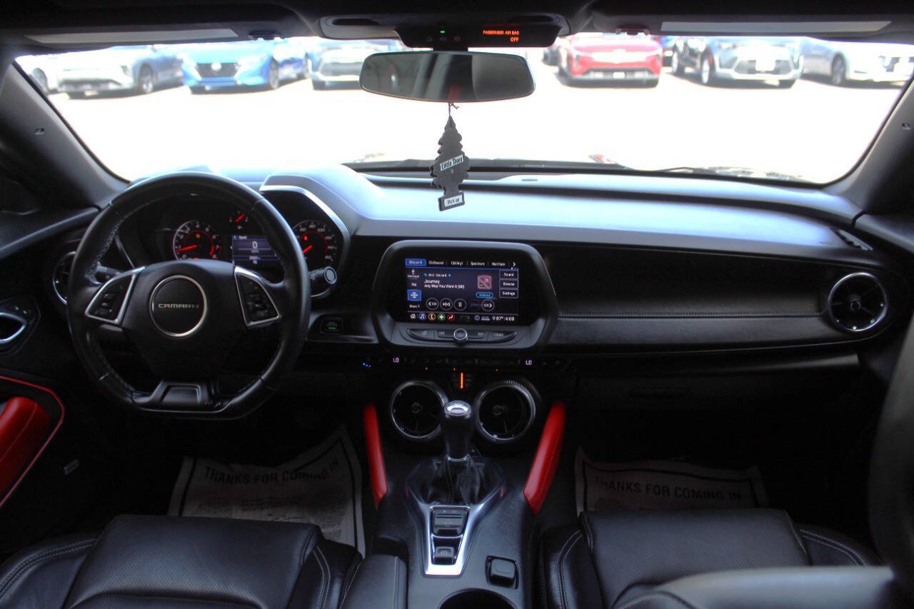 Used 2020 Chevrolet Camaro LT w/ Redline Edition RWD image 20
