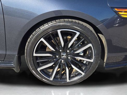 Used 2023 Honda Accord Touring image 6