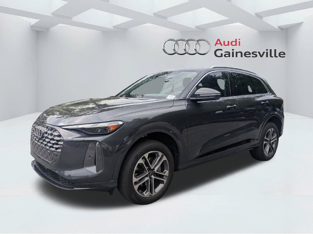 Used 2025 Audi Q5 Premium w/ Convenience Package AWD/4WD image 11