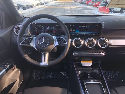 New 2026 Mercedes-Benz GLB 250 GLB 250 image 18