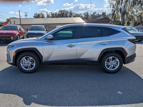 New 2026 Hyundai Tucson SE image 7