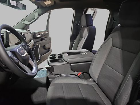 Certified 2026 GMC Sierra 1500 Elevation image 18