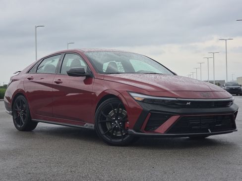 Used 2025 Hyundai Elantra N FWD image 2