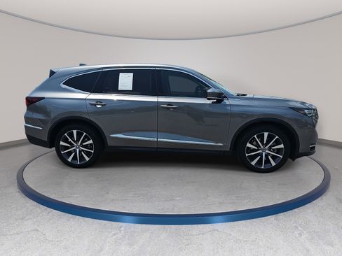 Used 2025 Acura MDX FWD w/ Technology Package image 4