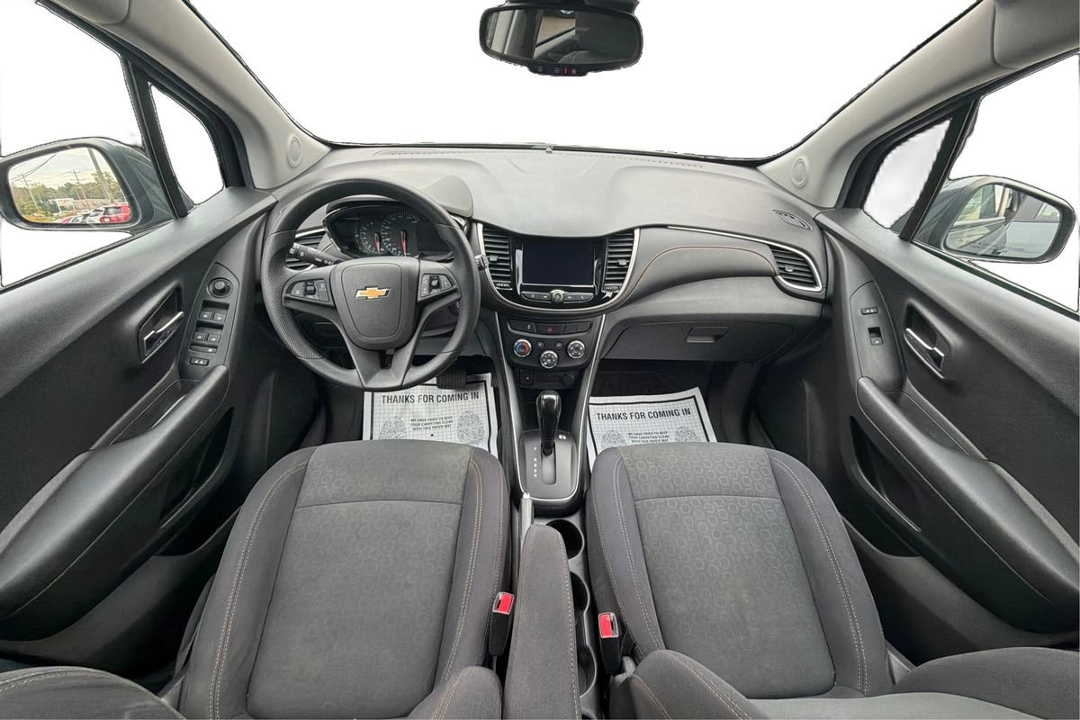 Used 2020 Chevrolet Trax LS w/ Tint and Cruise Package FWD image 26