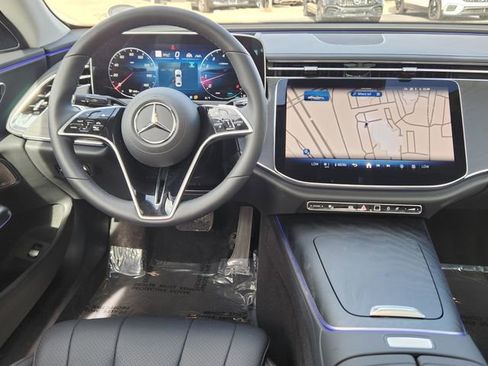 Used 2026 Mercedes-Benz E 350 4MATIC Sedan image 15