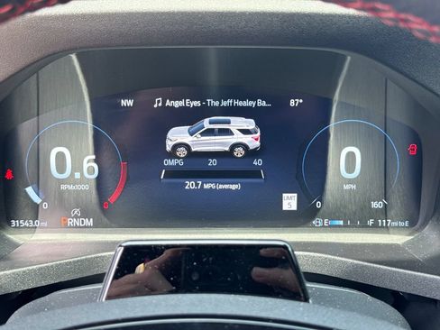 Used 2025 Ford Explorer ST AWD/4WD image 27