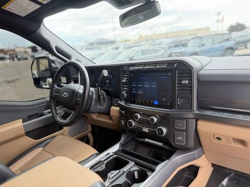 Used 2024 Ford F250 Lariat w/ Lariat Ultimate Package AWD/4WD image 37
