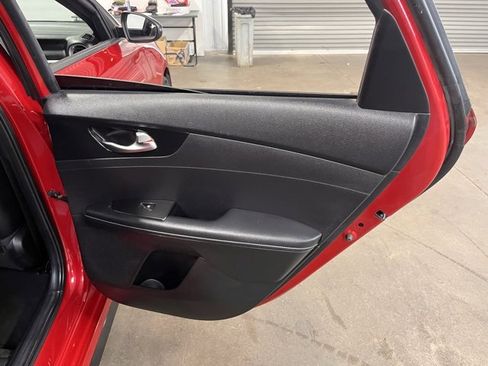 Used 2024 Kia Forte GT-Line image 15