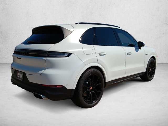 Used 2025 Porsche Cayenne E-Hybrid AWD/4WD image 5