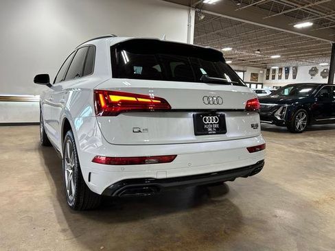Certified 2025 Audi Q5 2.0T Premium w/ Convenience Plus Package image 5
