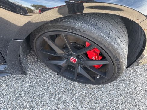 Used 2023 Honda Civic Type R image 12