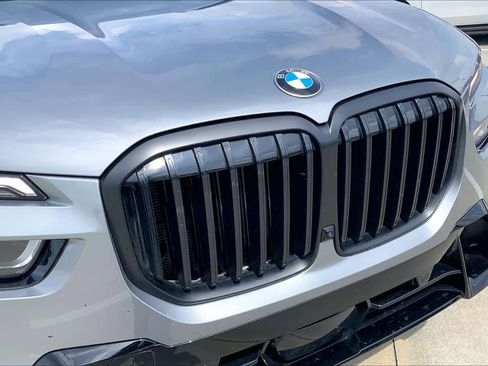 Used 2026 BMW X7 xDrive40i w/ M Sport Package AWD/4WD image 43