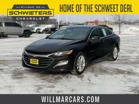 Used 2025 Chevrolet Malibu LT FWD image 1