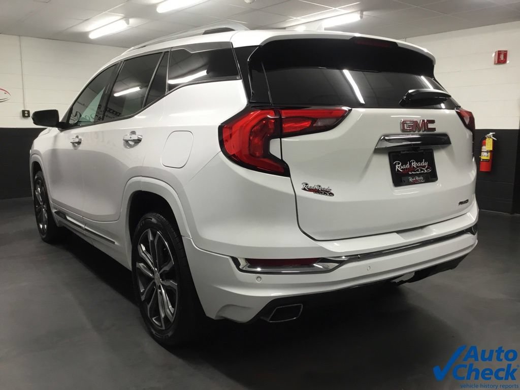 Used 2018 GMC Terrain Denali w/ Advanced Safety Package AWD/4WD image 8
