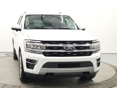 Used 2023 Ford Expedition Max Limited image 2