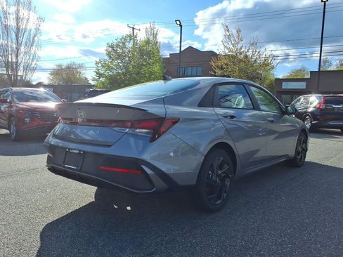 New 2026 Hyundai Elantra Sport FWD image 4
