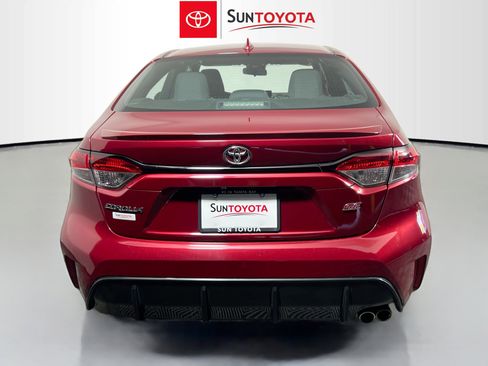 Used 2023 Toyota Corolla SE image 5