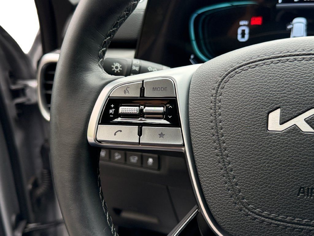 Used 2025 Kia Telluride EX X-Line AWD/4WD image 20