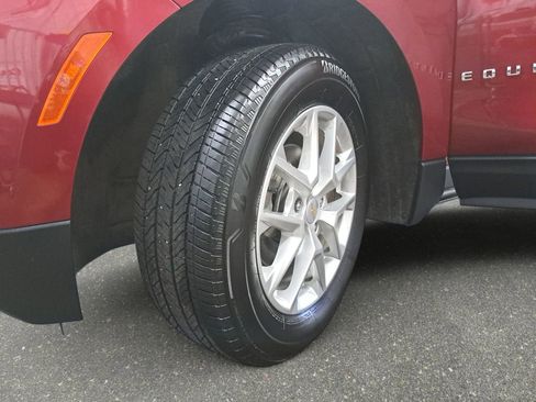 Used 2024 Chevrolet Equinox LT image 28