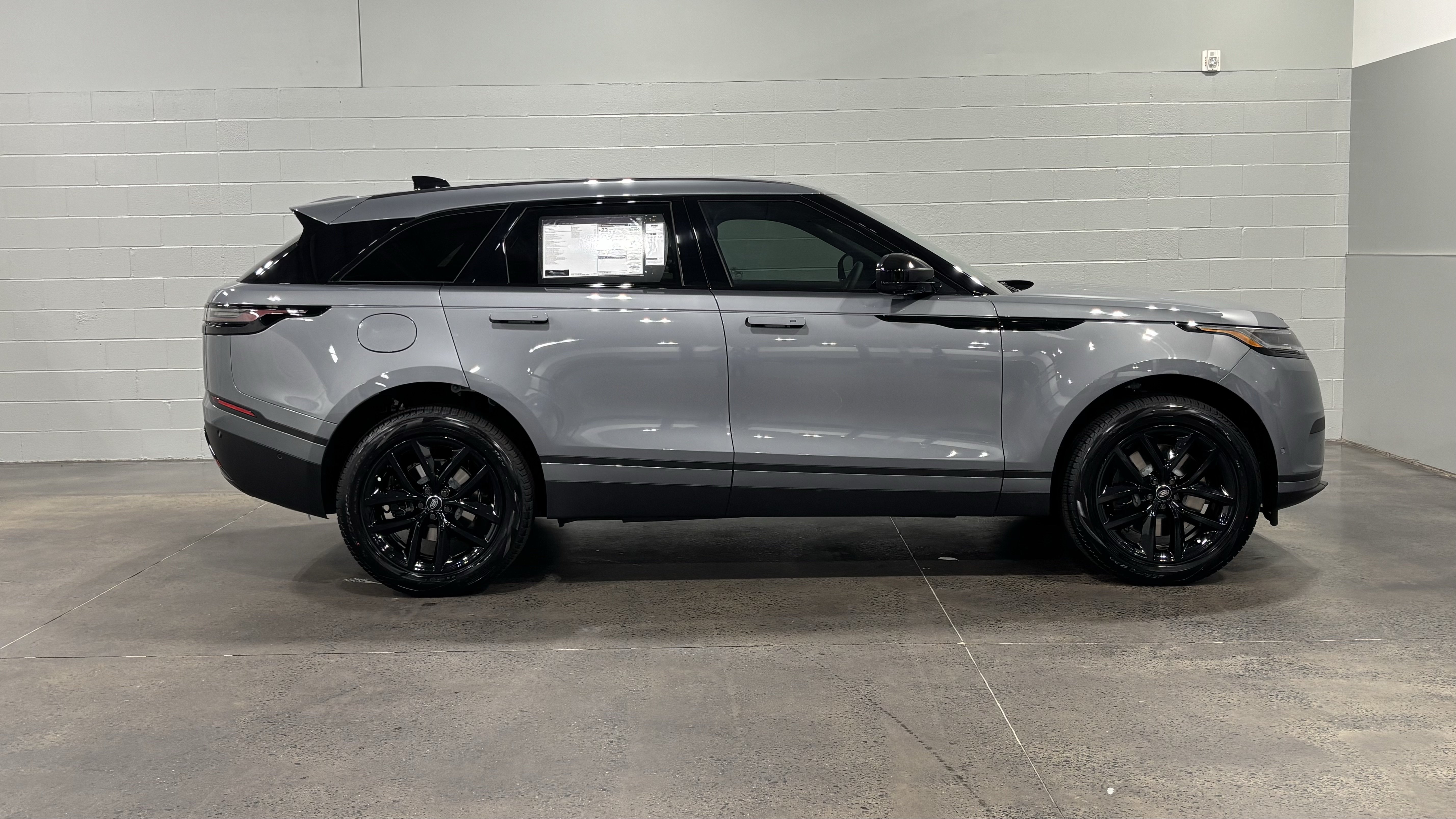 New 2026 Land Rover Range Rover Velar S AWD/4WD image 13