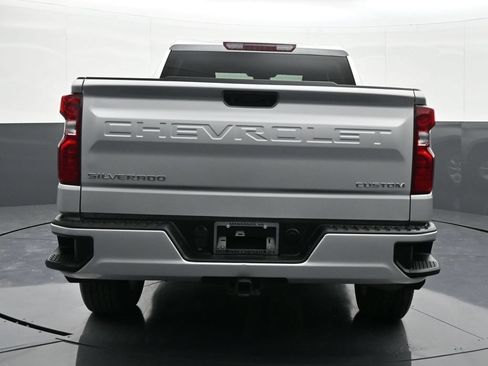 Used 2022 Chevrolet Silverado 1500 Custom AWD/4WD image 4