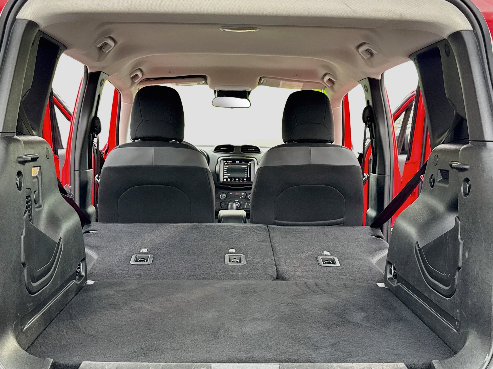 Used 2023 Jeep Renegade Latitude AWD/4WD image 21