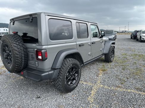 Used 2023 Jeep Wrangler Unlimited w/ Cold Weather Group AWD/4WD image 6