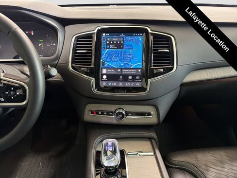 Used 2024 Volvo XC90 T8 Ultimate w/ Protection Package Premier AWD/4WD image 11