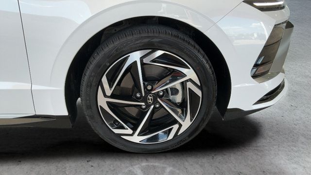 Used 2024 Hyundai Sonata SEL w/ Convenience Package FWD image 27