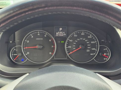 Used 2013 Subaru Outback 2.5i Premium w/ All-Weather Pkg image 18