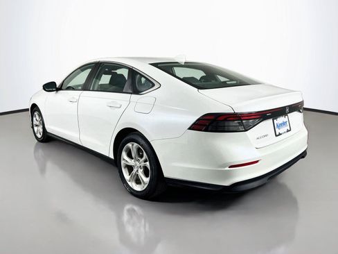 Used 2023 Honda Accord LX image 4