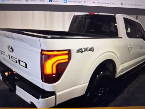 Used 2024 Ford F150 Lariat image 4