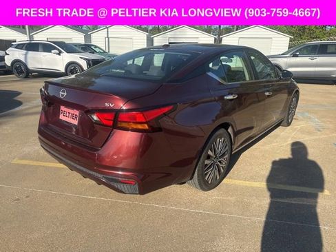 Used 2023 Nissan Altima 2.5 SV image 8