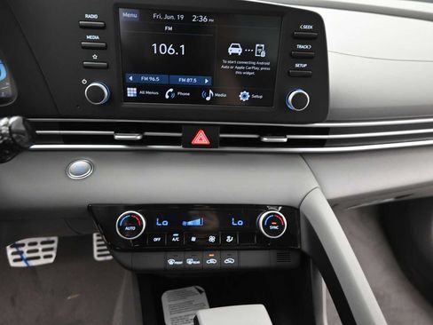 New 2026 Hyundai Elantra Sport FWD image 19