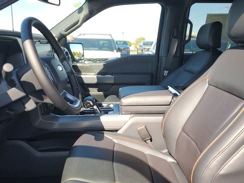 New 2025 Ford F150 Lariat w/ Equipment Group 502A High image 19