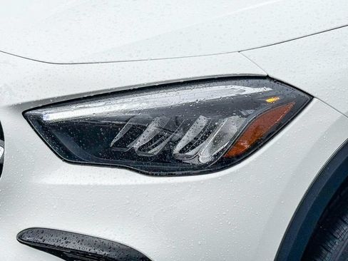 New 2026 Mercedes-Benz GLA 250 4MATIC image 2