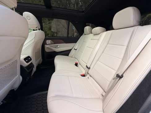 Used 2025 Mercedes-Benz GLE 350 4MATIC image 14