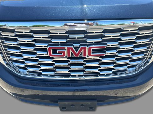 Used 2020 GMC Yukon XL Denali w/ Open Road Package AWD/4WD image 27