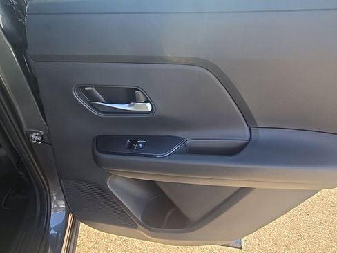 New 2026 Nissan Kicks SR w/ Cold Weather Package image 29