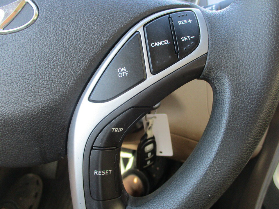 Used 2011 Hyundai Elantra GLS w/ Preferred Equipment Pkg 3 FWD image 29